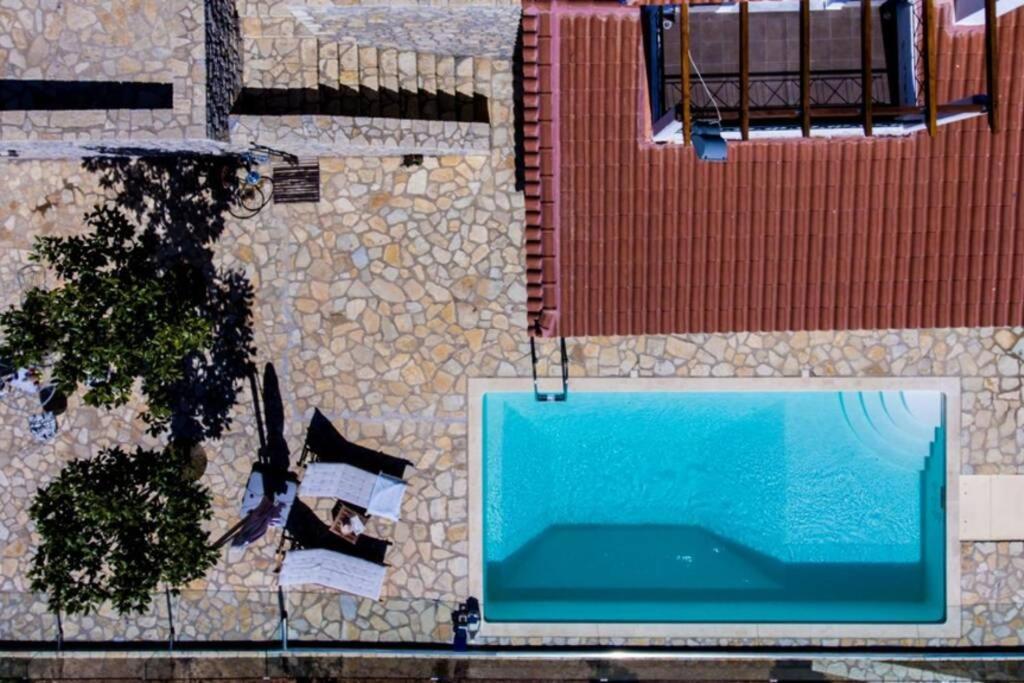 Apollo Romantic Sea View Villa كيفيريون المظهر الخارجي الصورة