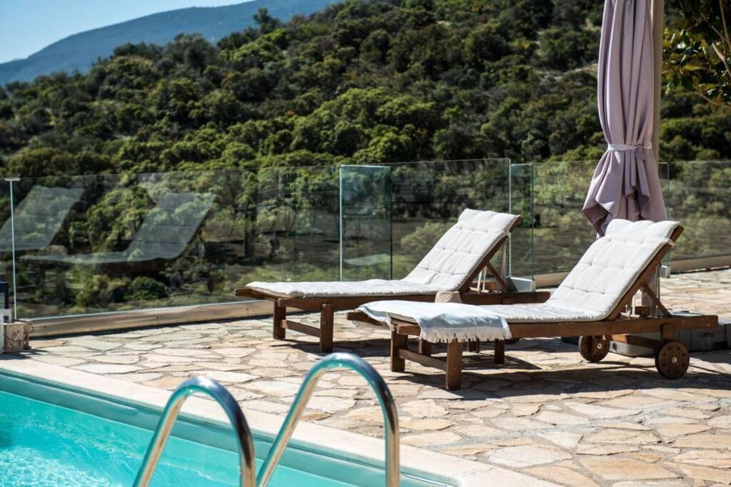 Apollo Romantic Sea View Villa كيفيريون المظهر الخارجي الصورة