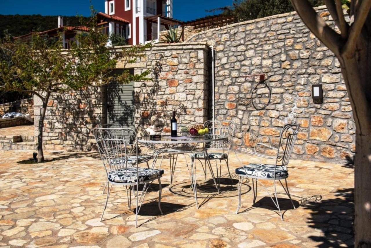 Apollo Romantic Sea View Villa كيفيريون المظهر الخارجي الصورة