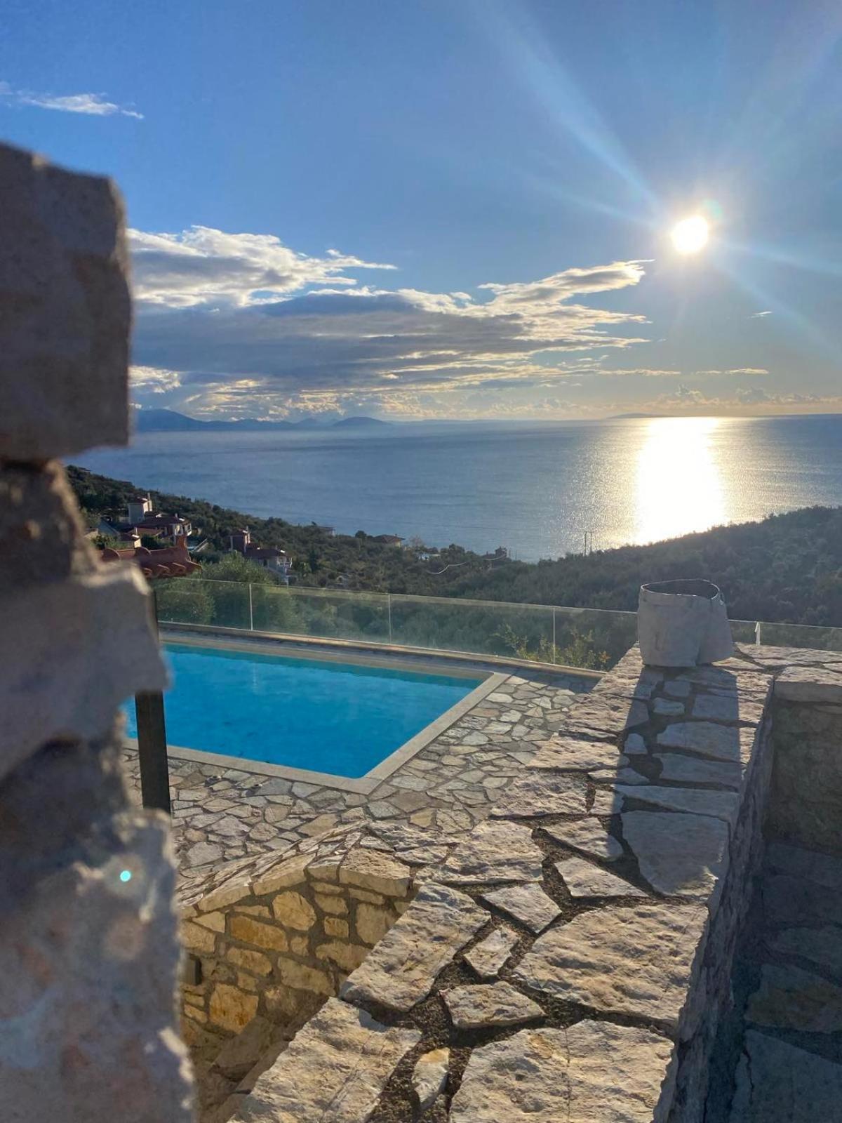 Apollo Romantic Sea View Villa كيفيريون المظهر الخارجي الصورة